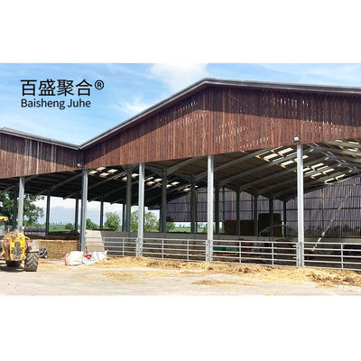 อาคารปลูกสัตว์ Prefab ประเภทเหล็ก สําหรับตึกเลี้ยงแพะ/แกะ/วัว/วัว และการเลี้ยงหมู