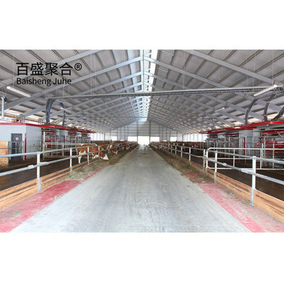 โรงเลี้ยงวัว Prefabricated with Light Steel Structure Frame และได้รับการรับรองจาก ISO9001 2008/CE/BV