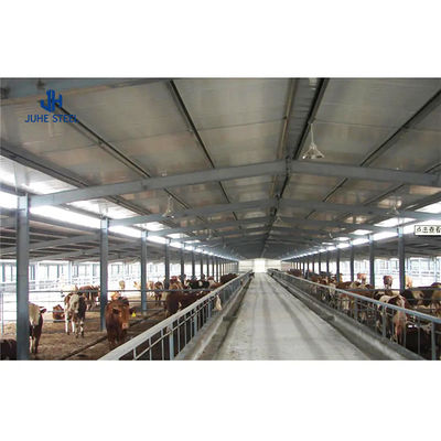 สะดวกสบาย เสาเหล็ก Prefabricated Barn สําหรับแกะและวัว C.Z Shape Steel Channel Purlin
