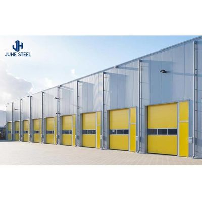 การติดตั้งอย่างรวดเร็ว อาคาร Prefab โครงสร้างเหล็กทนทานสําหรับโครงการก่อสร้าง