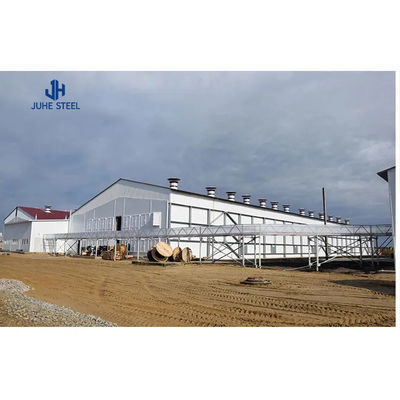 บริการปั่นตามความต้องการ โครงสร้างเหล็ก Prefab โครงสร้างเหล็ก ที่พักสัตว์